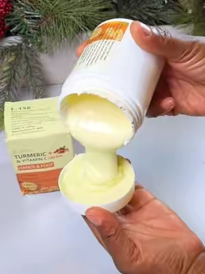 #wrinkles #turmericcream #haitiantiktok #footcream #darkspots 