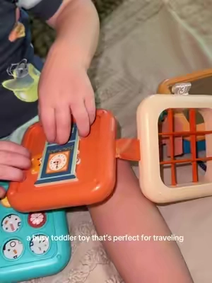 #toddlertoys #busytoys #montessori #MomsofTikTok #traveltoys 