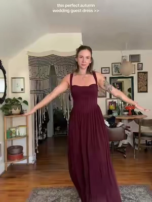 The burgundyyyyy  #fallwedding #winterwedding #weddingguestdress #formaldress #maxidress 
