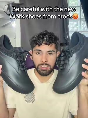 Watch this video before you buy! #tiktokcreatorpicks #crocs #workshoes #serverlife #nonslip 