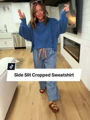 Perfect amount of crop! It’s still modest 👏🏼 I’m 5’2” 127 in a Small #sweatshirt #croppedsweatshirt #elevatedbasics #modestfashion @Yousify Fashion 