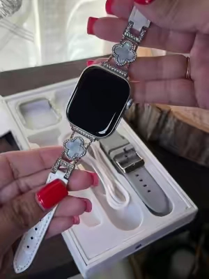 Este reloj es súper bonito y por un precio muy accesible 🌸✨#smartwatch #smartwatches #relojes #relojinteligente #tiktokshopcreatorpicks 