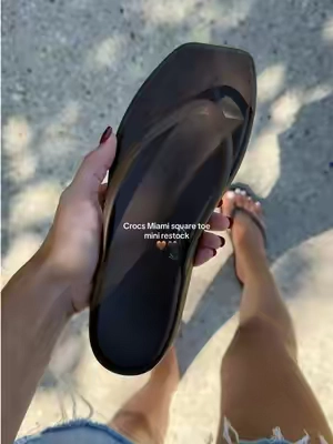 @Crocs Mini restock in the black!! 🏃‍♀️  #crocsmiamiflipflops #crocssandals #crocsflipflops #crocsmiamisandals #squaretoesandals 