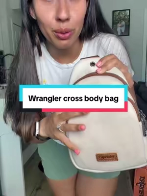 Crossbody wrangler bag #wranglerpurse #concealcarry #concealcarrypurse #crossbodybag #tiktokshopcreatorpicks 