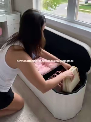 Perfect for blankets, clothes and bags 😱💕#ottoman #storagesolutions #storagebench #organization #budgetfriendly 