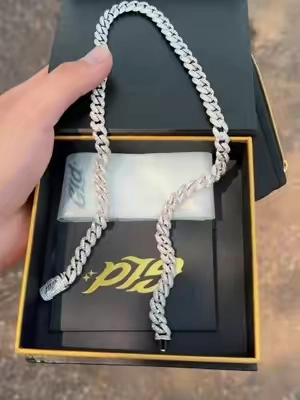 Ima rock this chain #chain #gld #luxury 