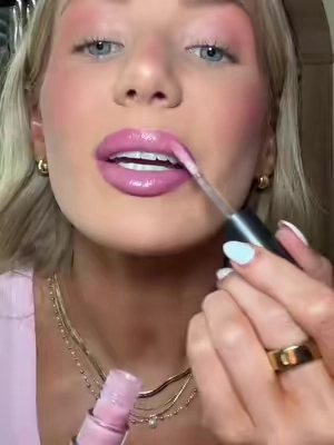 This PINK omggg💕🫦🌸👙🩷🩰🎀 @M.A.C Cosmetics Store #lipcombo #tiktokshopcosmetics #BeautyTok #tiktokshopsummersale #SummerTurnUp 