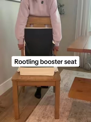 The only reason my toddler loves dinner time now! #toddlerchair #boosterseat 