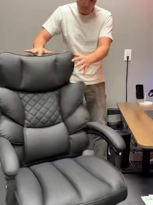 Really nice office chair 