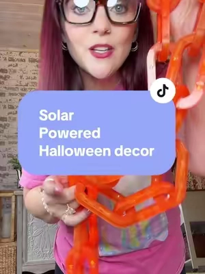 This Halloween chain decoration is solar powered! How cool is that?! #halloweendecor #halloween #spookyseason #halloweendisplay 