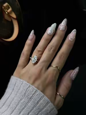 love the hidden petal basket setting ✨ #marquise #moissanite  #travelring #engagementring #jewelry @HELLOICE Jewelry 