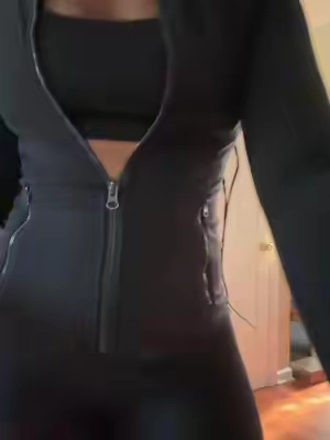 7672897379565079838