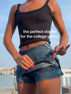 Perfect for a college staple and capsule wardrobe