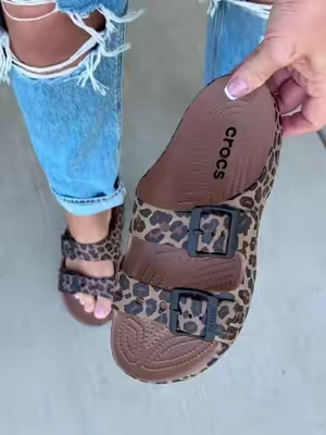Leopard Print CROCS 🤎🍂🔥 #crocs #sandals #leopardprint #BacktoSchool #crocsnewarrivals 
