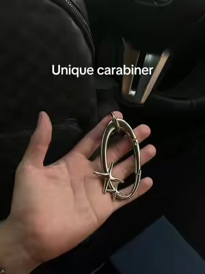 This is lowkey too hard #carabiner #fyp #y2k #streetwear #viral 