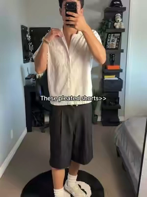 Fashion shorts are peak 😮‍💨