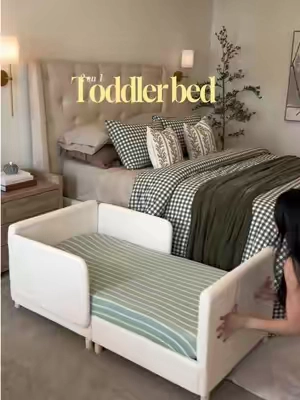 Esta toddler bed es 2 en 1, bajita y con barandas removibles para ir adaptándola mientras crece. ¡Y además se ve demasiado cozy! 🧺☁️ #toddlerbed #bedframe #toddlerparents #backtoschoolshopping #furniture 