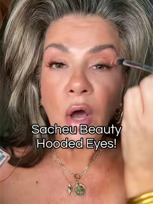 #creameyeshadow #liquideyeshadow #sacheubeauty #hoodedeyesmakeup @SACHEU Beauty US 
