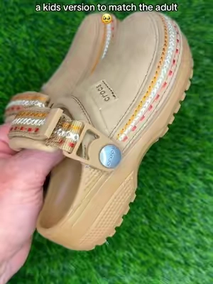 #tiktokshopcreatorpicks #TikTokshopbacktoschool ###crocs #clogs 