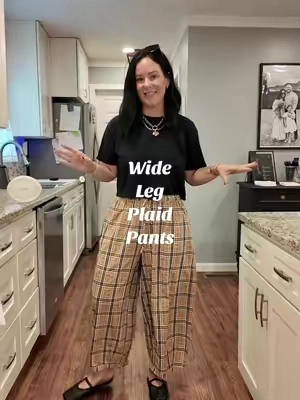 the most perfect pants for Fall! #fallpants #fallfashion #pantsforfall #TikTokshopbacktoschool #falldealsforyoudays 