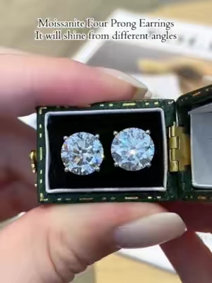 Moissanite Four Prong Earrings. It will shine from different angles💎✨#earring #earrings #earringslovers #moissaniteearrings #TikTokShopSummerSale #delzzad #waterproofjewelry #jewelry #giftideas #2026 #viral #delzzadjewelry #nontarnishjewelry #beautiful #luxury #affordable #diamond #diamondtester #GRA #silver #silverjewelry #s925 #s925silver