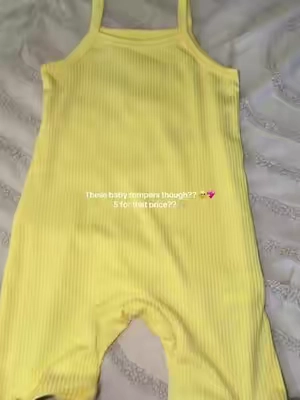 Soft and stretchy, AND you get FIVE for that price! #babyootd #toddlerromper #toddlerootd 
