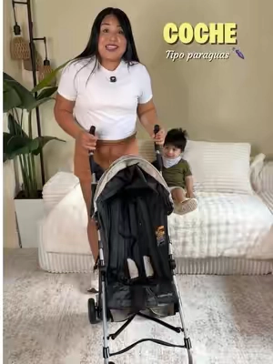Coche tipo paraguas, liviano, compacto y fácil de utilizar. #babystroller #Humbrellastroller #stroller #babyshowergifts #BackToSchool  @Kids2Shop USA 