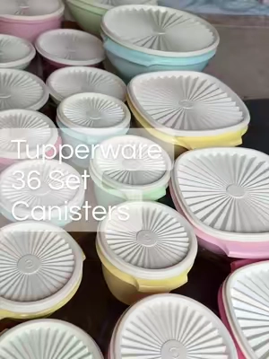 Something about these colors takes me straight back to my mom’s kitchen 🥹 #Tupperware #VintageTupperware #FoodStorage #foodstoragecontainers @HSN, Inc 