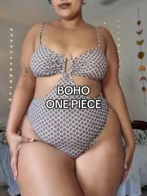 I'm wearing a size L! #bikini #tummycontrol #midsize