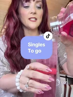 Singles to go cranberry drink mixes are 🔥🔥🔥 #singlestogo #drinkmixes #cranberry #welches #watertok 
