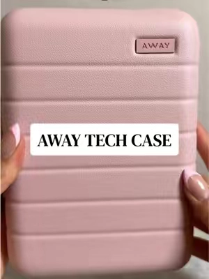 Wait this is so cute! Hard shell to protect your goodies #Away #awaytravel #techcase #travelhack #travelorganization @Away Travel 