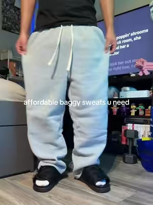 L 165 5’10. tough & affordable #outfitinspo #fashiontok #OOTD #baggypants #sweatpants 