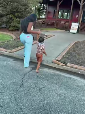 Auntie duty today ☺️☺️☺️☺️ I love my nieces Pooh❤️ Jeans linked in video #fashionnovapants 