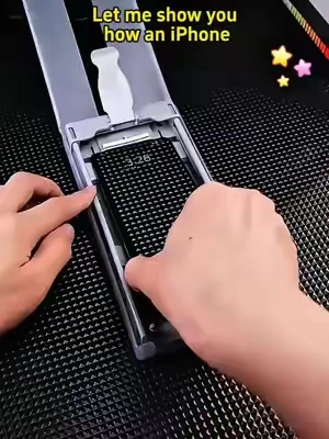Shatters easily? No. Dust and bubbles? No. This is OneFish’s 3th Gen eco-friendly#screenprotector #foryoupage❤️❤️ #tiktokmademebuyit #onefish #usa_tiktok 