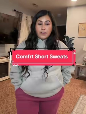Finally Comfrt sweats for the short girlies! #comfrt #comfrtsweats #comfrtshortsweats #petitefashion #shortgirlfashion 