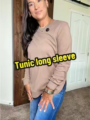 The perfect lightweight long sleeve to wear with jeans or leggings! @WIHOLL #longsleeve #basiclongsleeve #TikTokshopbacktoschool #tunic #fallfashiontrends 