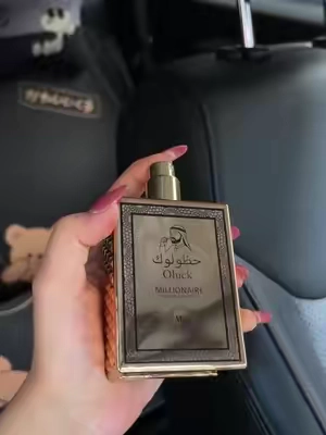 smells a sooo damn good lowkey #men #colognetiktok #pheromoneperfume #fraganciasmasculinas #perfumes 