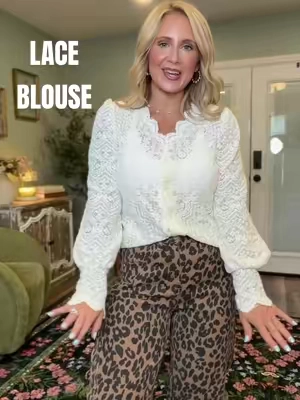 @Chicovar #lacetop #laceblouse #blouse #blouseoutfit #tiktokshopcreatorpicks  