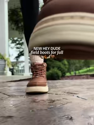 @HeyDude remi field boots to wear all fall with your jeans, leggings, and flannels 🍂🥾 #heydudeshoes #heydudes #boots #fallstyle #fallfashion 