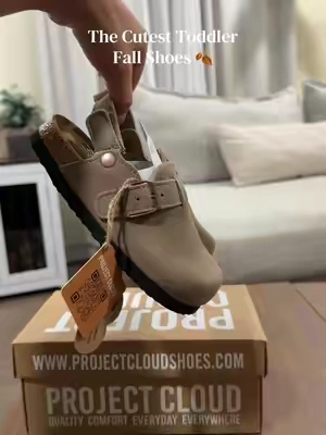 The Cutest Mini Clogs to match with your Mini 🥹🍂🤎#TikTokshopbacktoschool #spotlightfinds #toddlersoftiktok #kidsclogs #clogs