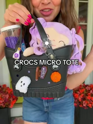 Mamas this is your sign to run and snag up the micro tote for trick or treating and boo baskets 😍 #crocs #crocstote #halloween #boobasket #trickortreat 