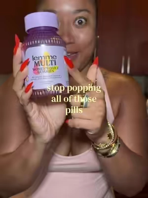 No more pills, @lemme has women’s multivitamin gummies now!.. 🍬 So yummy! #lemme #lemmemultivitimin #lemmemulti #womensmultivitamin #womensvitamins 