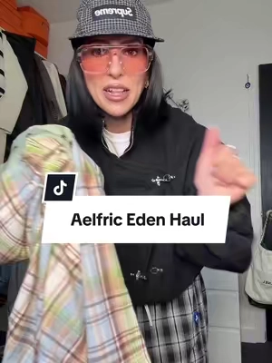 Can’t get enough @AELFRIC EDEN #aelfricedenhaul #aelfriceden #StreetFashion 