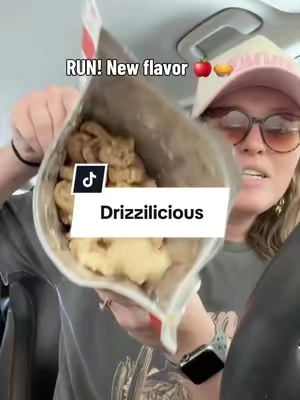 Omg run!! New fall flavor, apple pie!! @Drizzilicious  #drizziliciousminiricecakes #applepiedrizzilicious #fallflavors #tiktokshopcreatorpicks #TikTokshopbacktoschool 