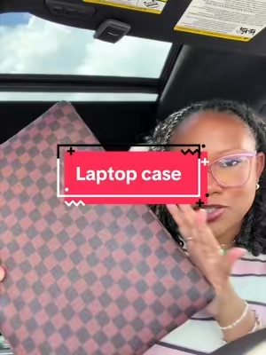 Obsessed! #laptopcase #laptopcover #checkeredbag #checkeredcase #laptopcases 