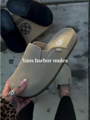 @vans #vans #vanswarpedtour #falloutfitinspo #slippershoes #clogshoes 