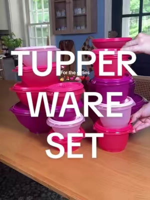 Oh the nostalgia 😫 #tupperware #tupperwareset #foodstorage #nostalgia  #tiktokshopcreatorpicks 