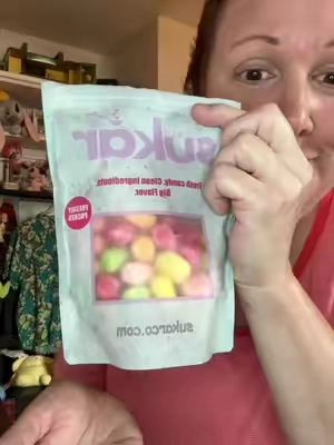A little fruity, a little chewy and a whole lot of candy goodness! 🍬🌈 Sukar Happy Chews are fruit-flavored chewy toffee candies with a soft, satisfying texture. Grab a handful for movie night, road trips, the office candy bowl or whenever that sweet tooth hits! #SukarCandy #HappyChews #FruityCandy #ToffeeCandy #CandyLovers 