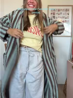 okayyy this robe though?? I’m obsessed. #robe #robesquad 