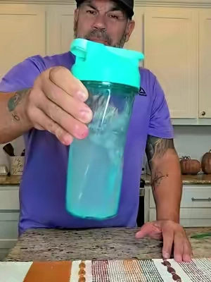 Yeti Yonder Helimix Shaker Bottle @YETI #shaker #shakerbottle #helimix #yeti 